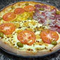 Pífanos Pizza food
