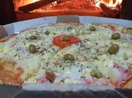 Pizzaria Massa Dourada food