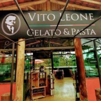 Vito Leone Gelato Pasta outside