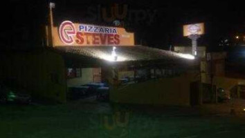 Pizzaria Esteves outside