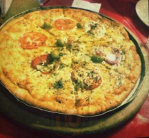 Pizzaria E Esfiharia Luna food