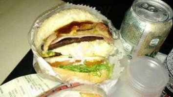 Tukas Burger food