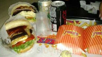 Tukas Burger food