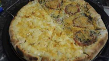 Pizzaria Italiana food