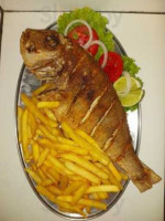 Marinheiros Beach food