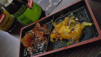 Nakza Sushi food