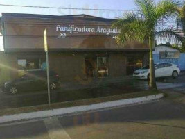 Panificadora Araguaia outside