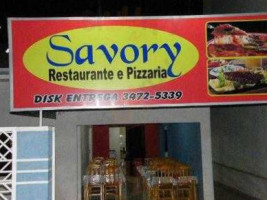 Savory Pizzaria E food