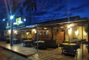 Amadeu's Bar E Restaurante inside