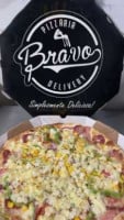 Bravo Pizza food