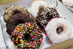 Rei Dos Donuts food