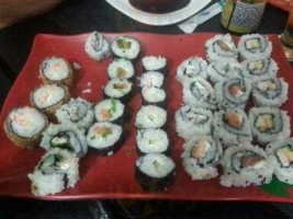 Sushi Porão food