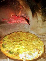 Fornazzo Pizzaria E Cia food