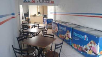 Sorveteria Minas Ice inside