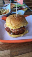 Johnnie Burger Guará food