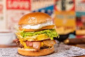 Laker's Burger food