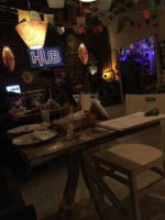 Hub Lounge E BistrÔ food
