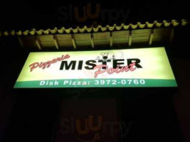 Mister Point Pizzaria inside