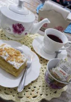 Dona Maria Casa De Cha E Confeitaria food