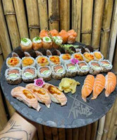 Jinseiko Sushi food