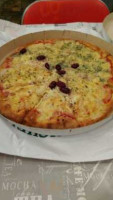 San Michelli Pizzaria food