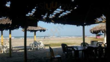 Bar E Restaurante Beira Mar inside