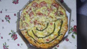 Quintalzinho Pizzaria food