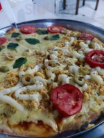 E Pizzaria Santa Luzia food