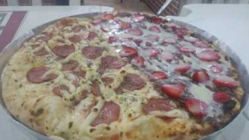 Pizzaria Fornalia food