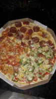 Pizzaria Tavares food