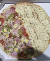 Badalo Pizzaria food