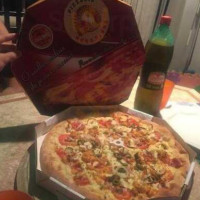 Pizzaria E Nona Pinna food