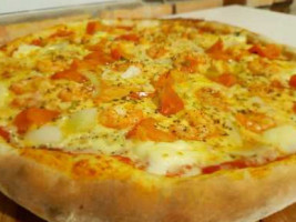 Pizza In Caza food