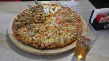 Mordomia Pizzaria Três De Maio food