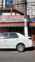 Forneria Virou Pizza outside