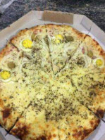 Pizzaria Estorino's food