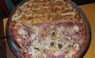 Pizzaria Los Mota food
