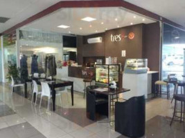 Cafe Carangola inside