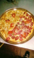 Nossa Pizza food