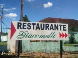 Giacomelli outside