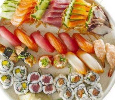 Sushi Tropical O Dois inside