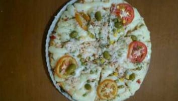 Nino Pizzaria E Lanchonete food