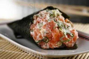 Instamaki Sushi Adega Cervejas Especiais. food