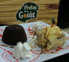 Frutos De Goiás food
