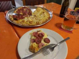 Pizzaria Disk Tonny food