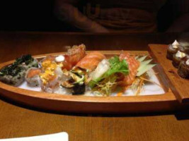 Hioto Sushi Americana inside