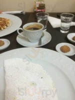 Sweet Café Bistrô food