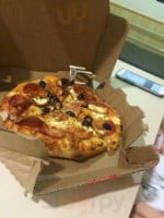 Domino's food