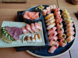 Komê Sushi inside