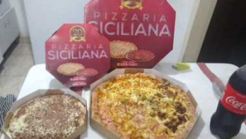 E Pizzaria Siciliana food